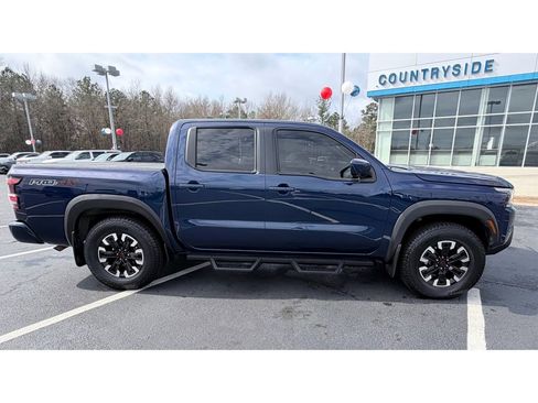 Used 2022 Nissan Frontier PRO-4X image 4