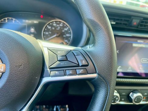 Used 2024 Nissan Kicks SV image 23