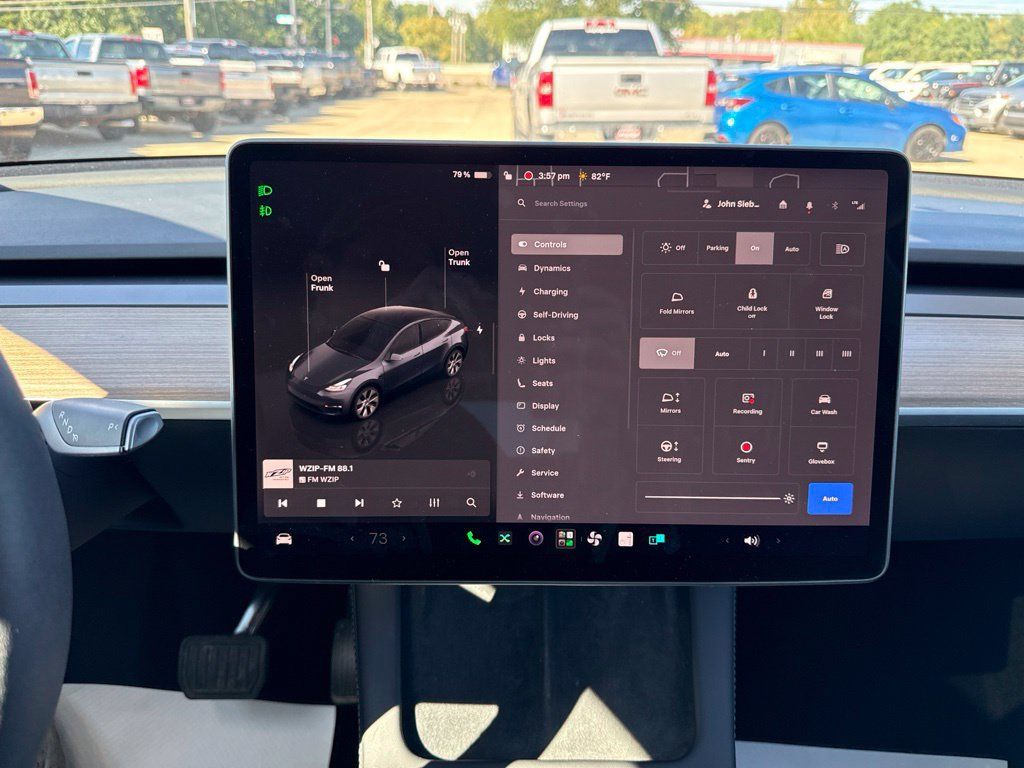 Used 2023 Tesla Model Y Long Range AWD/4WD image 5
