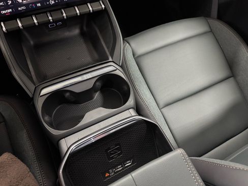 New 2026 GMC Terrain AT4 image 18