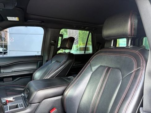 Used 2019 Ford Expedition Limited w/ Equipment Group 303A RWD image 12