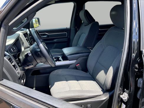 Used 2022 RAM 1500 Big Horn AWD/4WD image 46