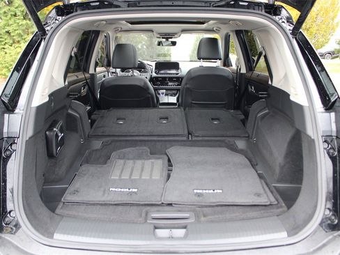 Used 2023 Nissan Rogue SL w/ SL Premium Package image 35