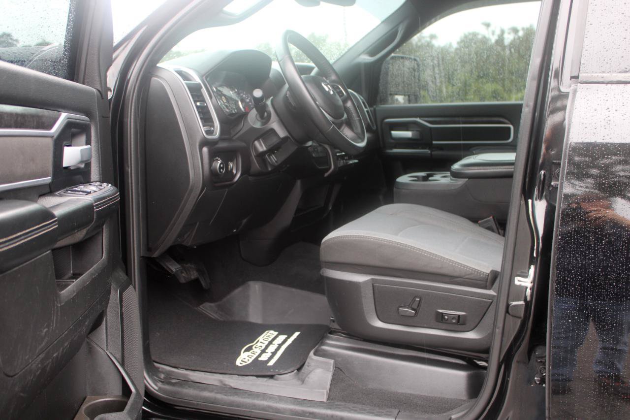 Used 2024 RAM 2500 Big Horn AWD/4WD image 11