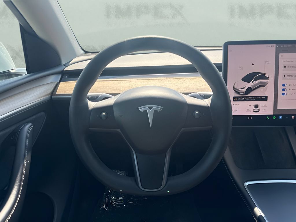 Used 2022 Tesla Model Y Long Range AWD/4WD image 14