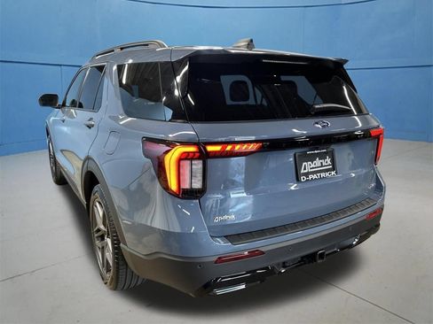 New 2026 Ford Explorer ST-Line w/ ST-Line Street Pack AWD/4WD image 7
