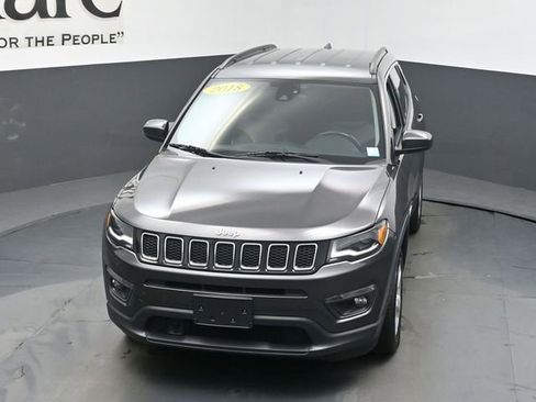 Used 2018 Jeep Compass Latitude w/ Popular Equipment Group AWD/4WD image 47