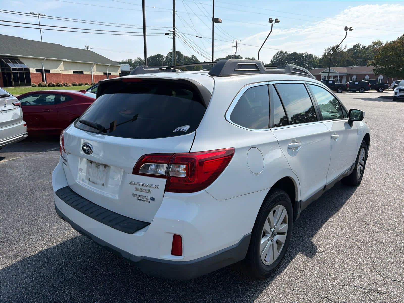 Used 2015 Subaru Outback 2.5i Premium AWD/4WD image 3