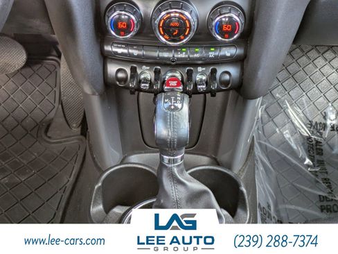 Used 2016 MINI Cooper 4-Door Hardtop image 17