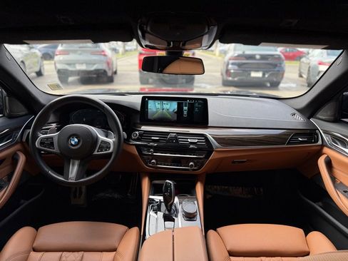 Used 2023 BMW 540i w/ M Sport Package image 13