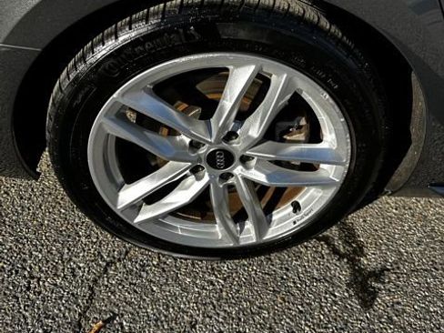 Used 2024 Audi A4 2.0T Premium Plus image 8