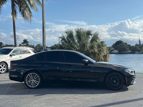 Used 2019 BMW 530i w/ Convenience Package image 6