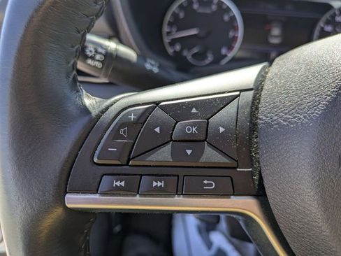 Used 2023 Nissan Sentra SV image 16