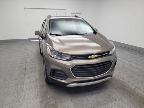 Used 2022 Chevrolet Trax LT w/ Driver Confidence Package AWD/4WD image 14