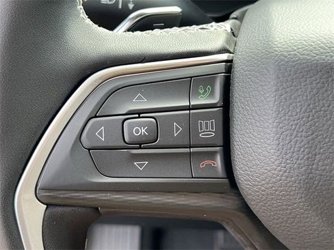 New 2025 Jeep Grand Cherokee L Altitude image 25