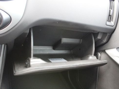 Used 2021 Chevrolet Colorado LT w/ Safety Package image 28