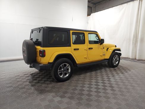 Used 2020 Jeep Wrangler Unlimited Sahara w/ Cold Weather Group image 3