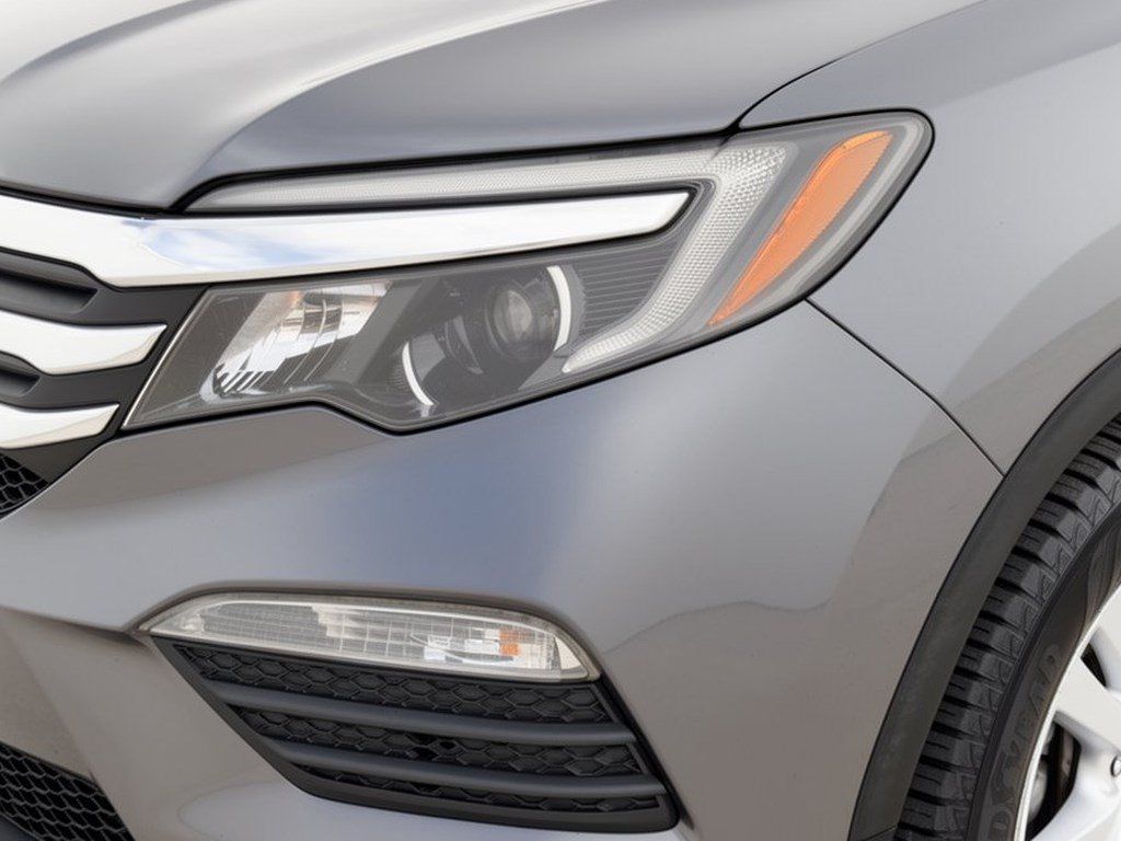 Used 2016 Honda Pilot LX image 12