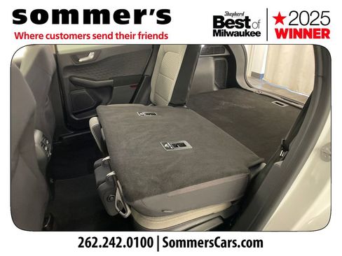 Used 2020 Ford Escape SE image 28