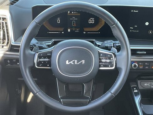 Certified 2025 Kia Sorento EX image 21