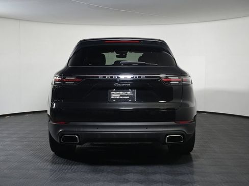 Certified 2021 Porsche Cayenne AWD/4WD image 6