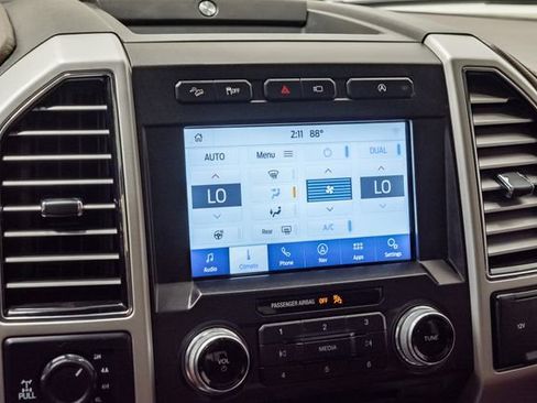 Used 2018 Ford F150 King Ranch w/ Equipment Group 601A Luxury AWD/4WD image 15