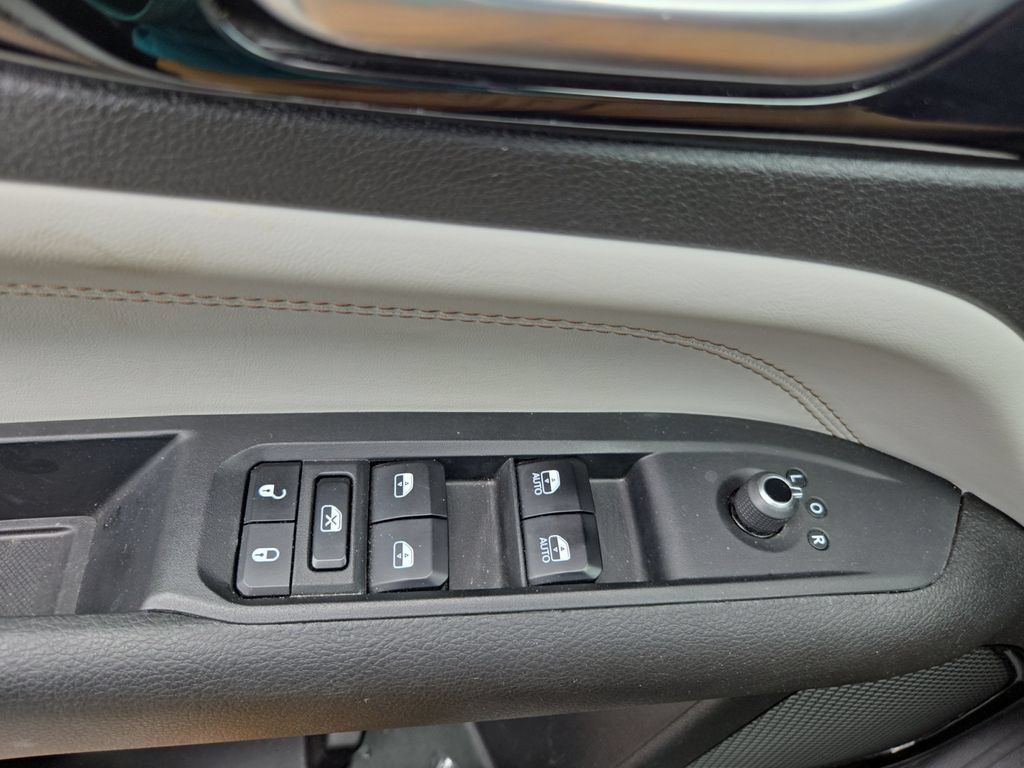 Used 2024 Jeep Compass Limited AWD/4WD image 18
