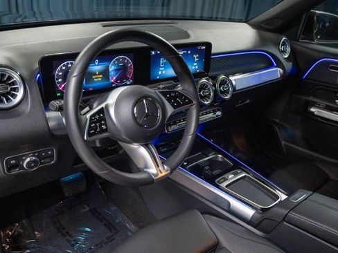 Certified 2024 Mercedes-Benz GLB 250 4MATIC image 14