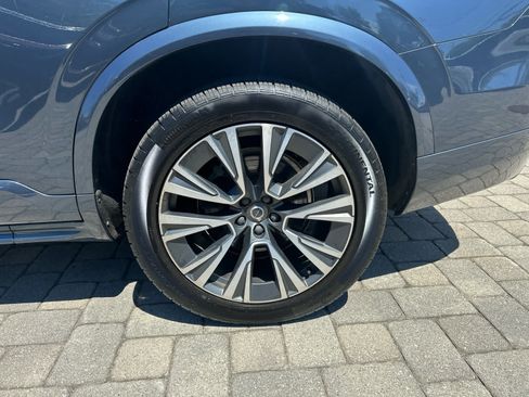 Used 2020 Volvo XC90 T6 Momentum AWD/4WD image 27