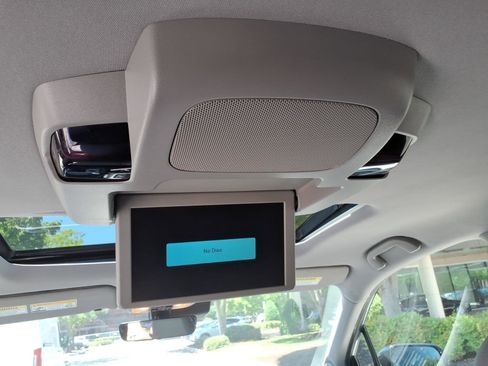 Used 2019 Honda Pilot Touring image 19