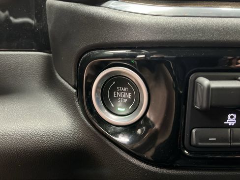 Certified 2024 Chevrolet Silverado 1500 LT AWD/4WD image 23