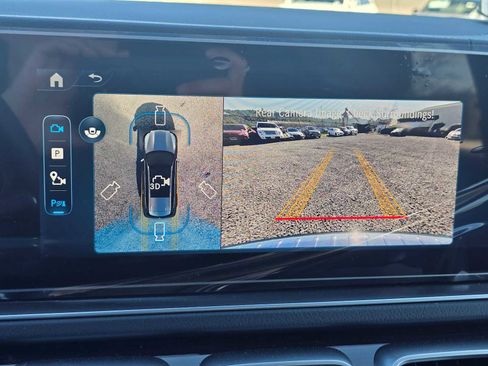 New 2026 Mercedes-Benz GLS 450 4MATIC image 32