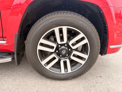 Used 2024 Toyota 4Runner Limited AWD/4WD image 36