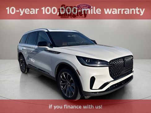 Used 2025 Lincoln Aviator Reserve w/ Illumination Package AWD/4WD image 7