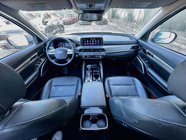 Certified 2022 Kia Telluride EX w/ EX Premium Package AWD/4WD image 34