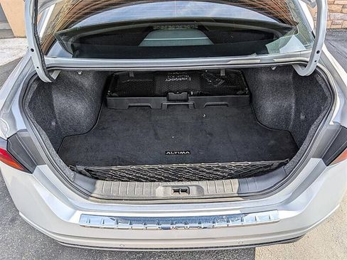 Used 2021 Nissan Altima 2.5 SR w/ SR Premium Package FWD image 31