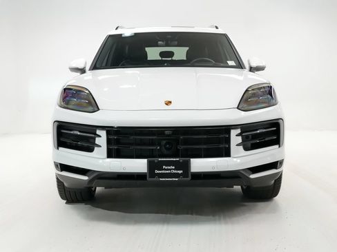 Certified 2026 Porsche Cayenne E-Hybrid AWD/4WD image 11