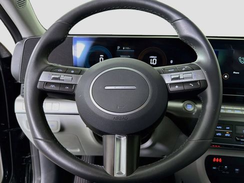 Used 2024 Hyundai Kona SEL FWD image 13