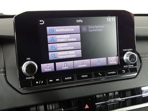 Used 2022 Mitsubishi Outlander ES image 31