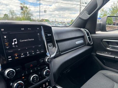 Used 2019 RAM 1500 Big Horn AWD/4WD image 39