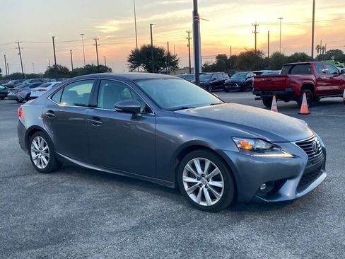 Used 2016 Lexus IS 200t RWD image 3