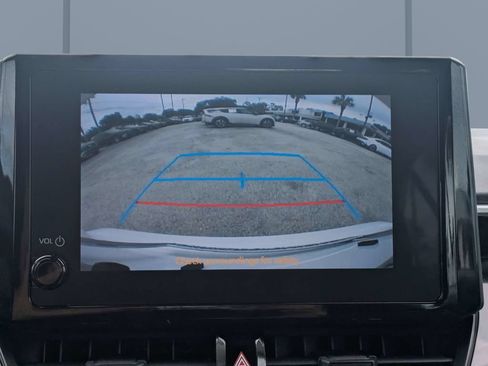 Used 2023 Toyota Corolla LE FWD image 20