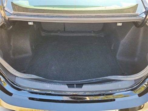 Used 2024 Chevrolet Malibu LT image 8