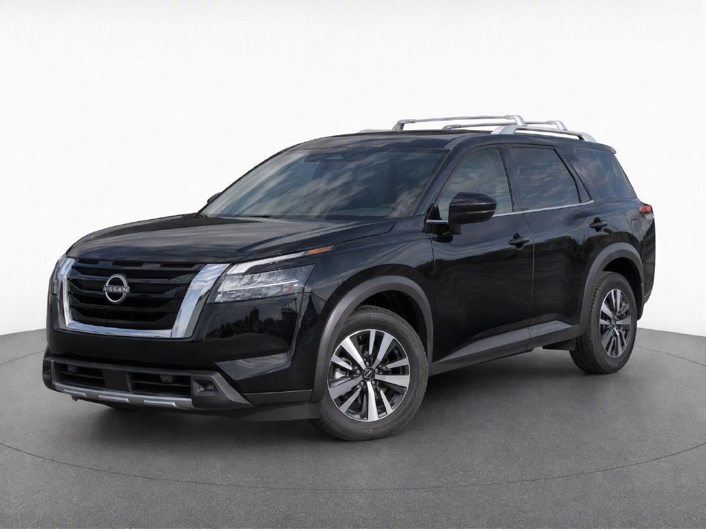 Used 2024 Nissan Pathfinder SL AWD/4WD image 3