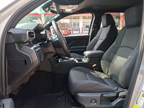 Certified 2026 Toyota Tacoma SR5 AWD/4WD image 14
