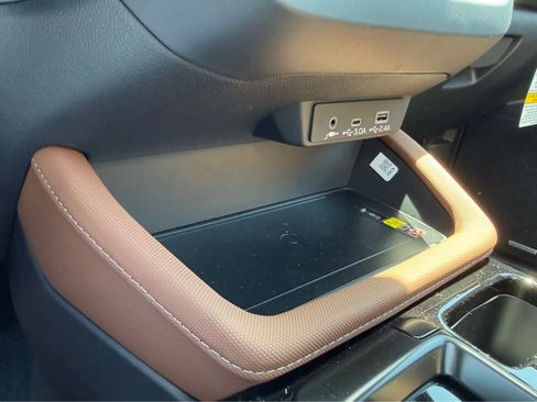 New 2026 Subaru Forester Touring AWD/4WD image 36