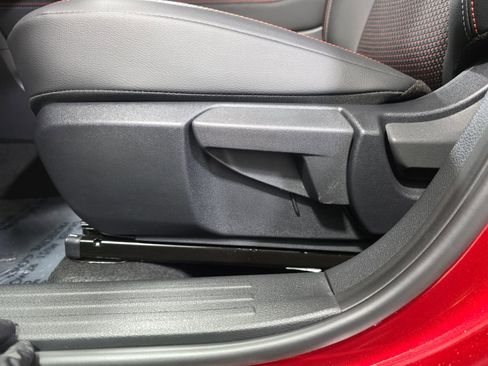 New 2026 Nissan Kicks SR image 28