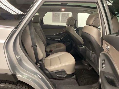 Used 2017 Hyundai Santa Fe Limited image 28