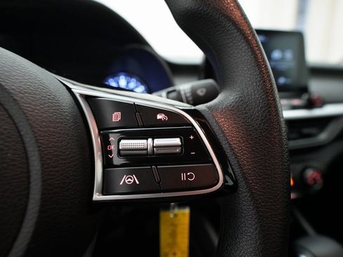 Certified 2024 Kia Forte LXS w/ LXS Technology Package image 18