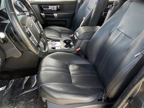 Used 2016 Land Rover LR4 HSE Silver Edition image 6